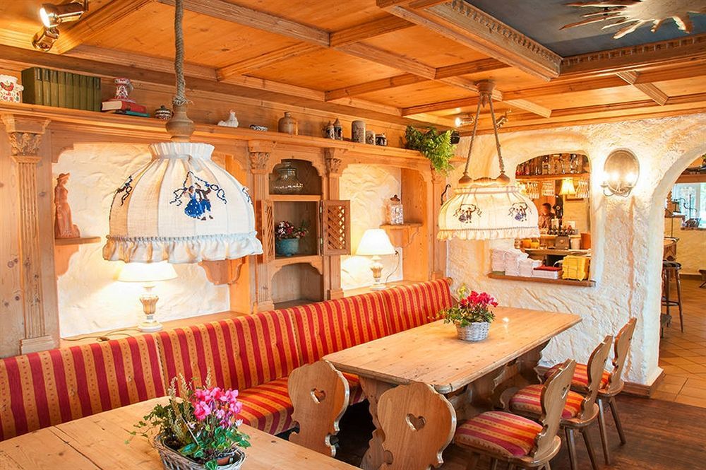 Landgasthof & Hotel Jagdhof Штральзунд Экстерьер фото